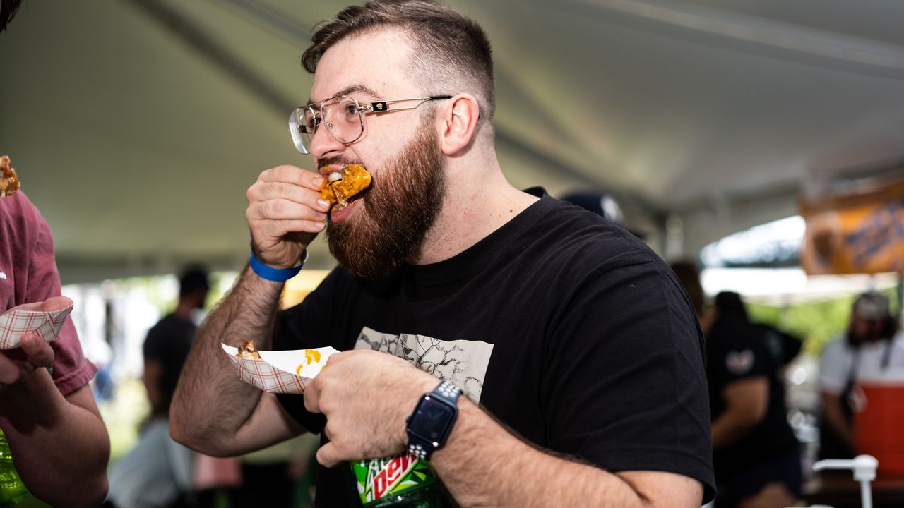 Inner Harbor to host 'Battle of the Wings'